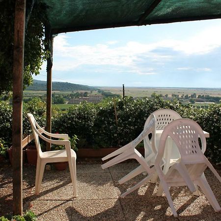 Agriturismo Podere Montenero Альберезе Экстерьер фото