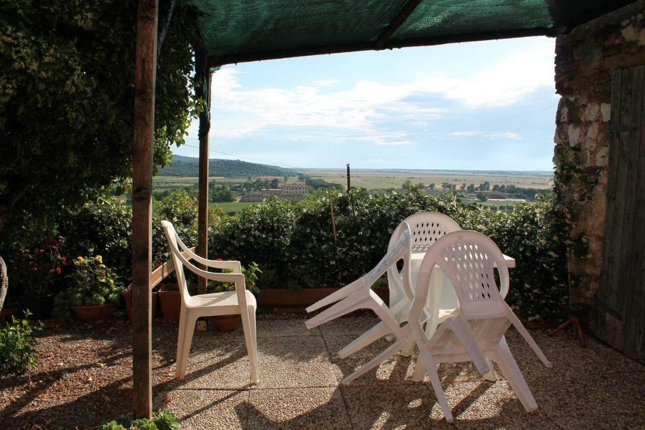 Agriturismo Podere Montenero Альберезе Экстерьер фото
